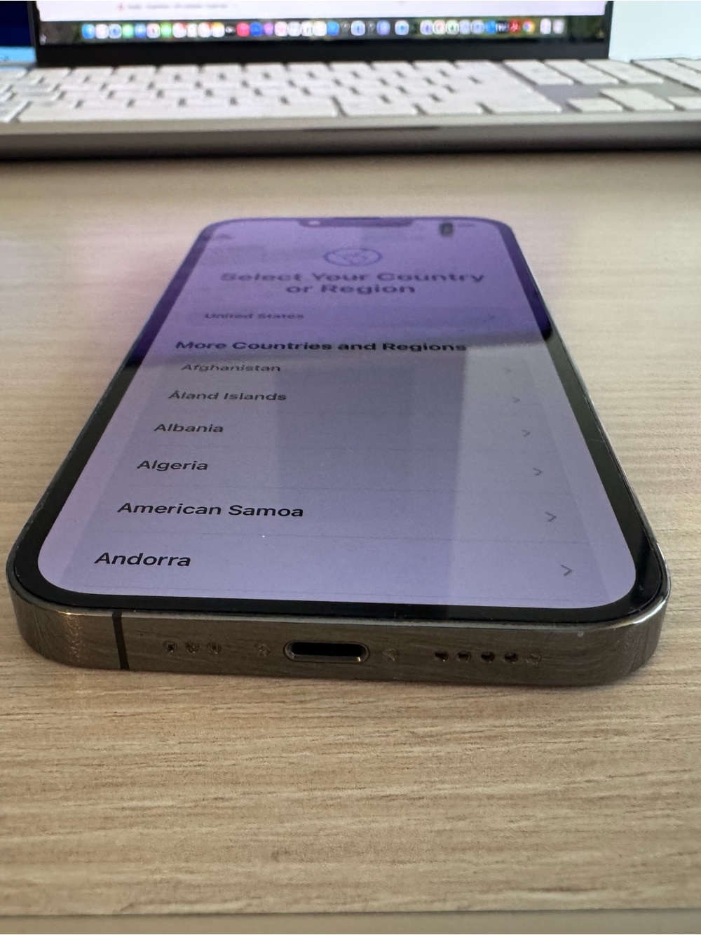 Apple iPhone 13 Pro - Matte Black - Picture 5 of 11